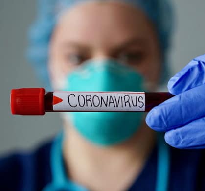 Covid Abruzzo 556 nuovi casi, domani 1° dicembre, si saprà se l’Abruzzo uscirà dalla zona rossa e tornerà in quella arancione. Dall’inizio dell’emergenza Coronavirus, sono stati eseguiti complessivamente 411685 test
